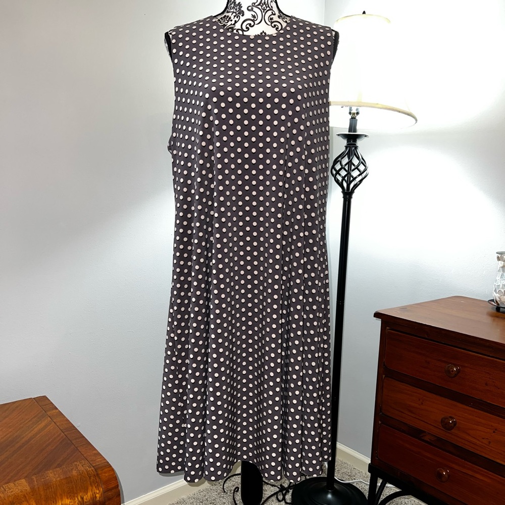 Anne Klein gray white polka dot sleeveless dress